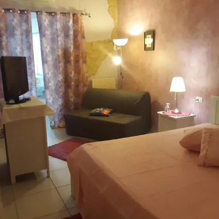 Florence فندق مبيت وإفطار 3*