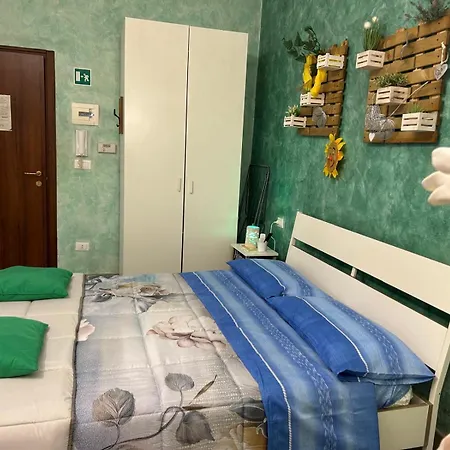 לינה וארוחת בוקר Florence 3*